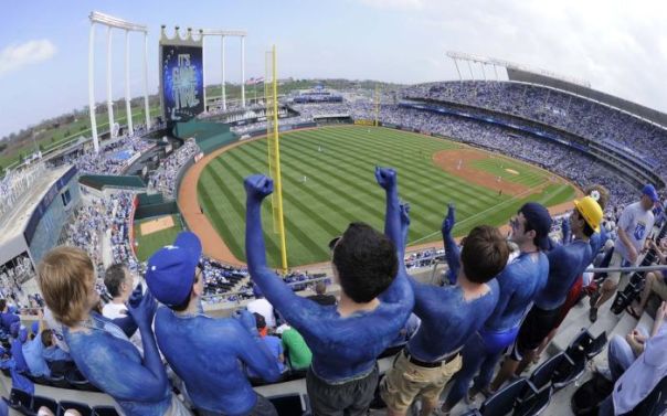 Kauffman Stadium will host a World Series rematch on the first ESPN Sunday Night Game of the year between the Mets and Royals. It is a lucky event as these teams only play about once every 3 years and double that for this specific venue. 