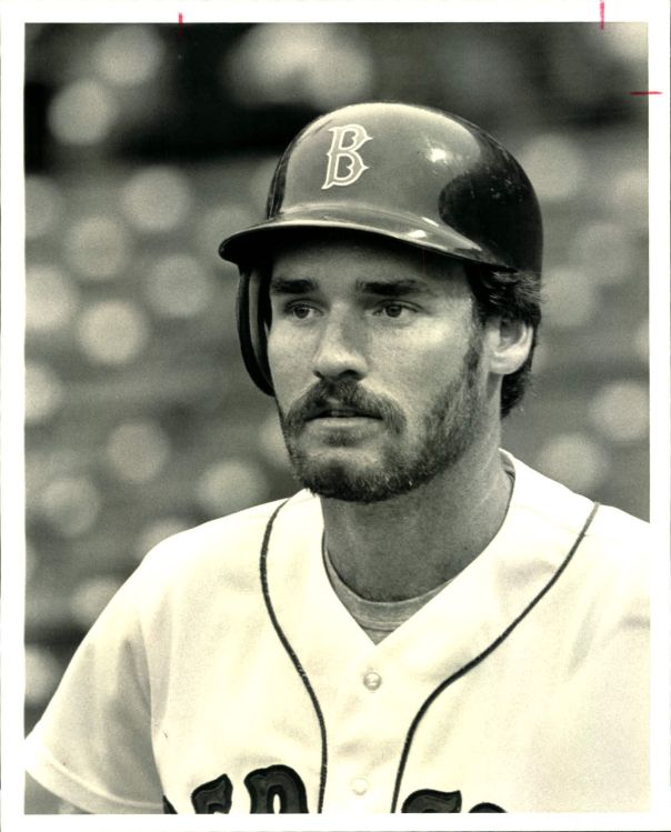 a mlb reports 3b-2 Wade Boggs