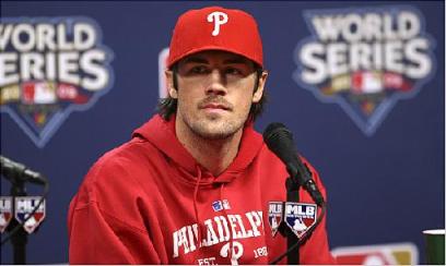 cole_hamels_at_a_press_conference-5590