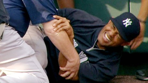 mariano_rivera_injured_120504_620x350