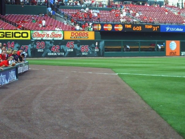 Hosts the 1st ESPN SUNDAY NIGHT GAME of the year,,