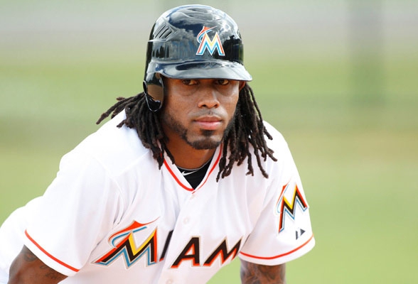 reyes-marlins-uniform-2