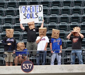 baseball-fans-sad_2012507i