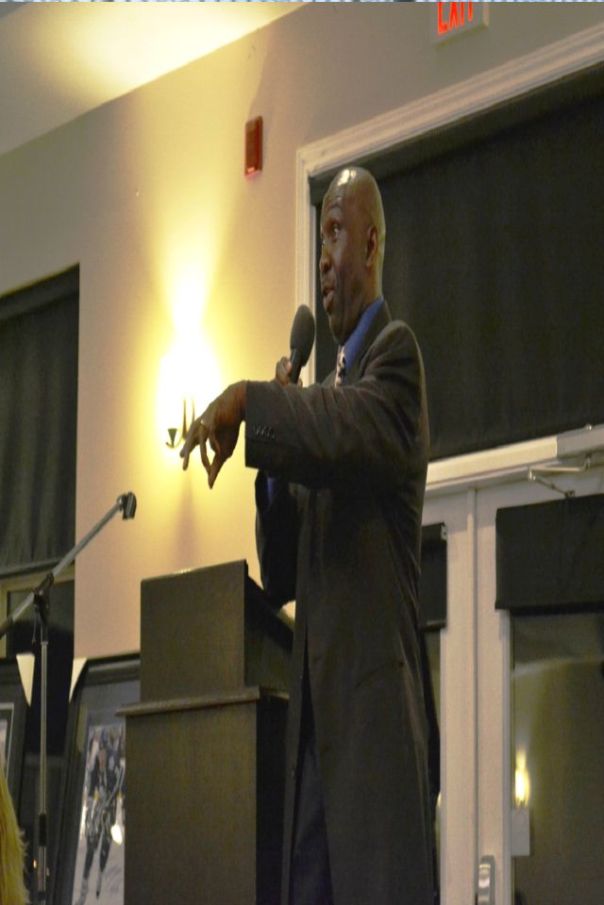 Mookie Wilson talking at the Golf and Country Club Friday April.12/2013, Simcoe, Ontario, Canada