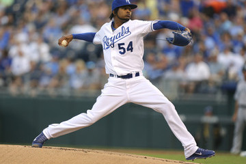 This is a wise move for Santana, as NL SP usually feature a quarter of run better on the ERA, plus moving to a good offense and defensive club should help his numbers before hitting the open market again in 2015.