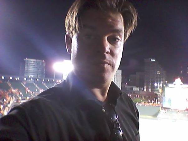 I saw the Baltimore Orioles play 24 games at home and 16 more times live in the 2015 season. This team needs to re-sign Davis otherwise they will be in big trouble. The club was 47 - 31 at Camden Yards while they only mustered at 34 - 50 mark on the road. If they can sign Davis and have everyone healthy in 2016 - they did only finish 6 games behind the playoff bar in 2015. 