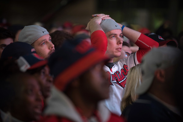 clevelandindiansfansgatherwatchgamereplpsln3khgl